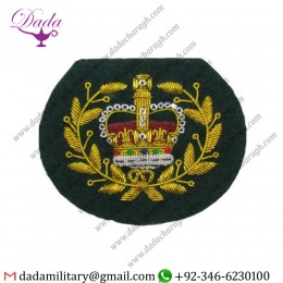 Hand Embroidered Badge Wo2 Crown In-wreath On Green