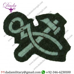 Handmade Badge Crossed Hammer And Pincers Small On Khaki Embroidered Cloth Trade Badge