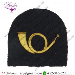 Military Insignia Royal Naval Reserve (Postal) Post Horn Trade Gold On Navy Bullion Wire Embroidered Naval Branch Rank