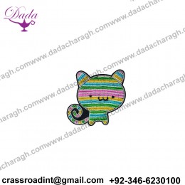 China Fashionable  hand made custom brooch embroidery patch clothing badge