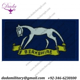 Royal Signals 94 Berkshire Yeomanry Signal  Horse Berkshire Woven Regimental cloth arm badge