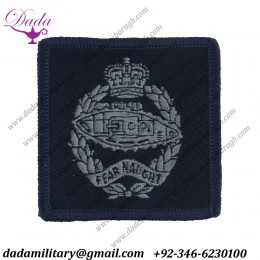 Royal Tank Regiment On Blue Square Queen's Crown. Woven Other Ranks' cap badge