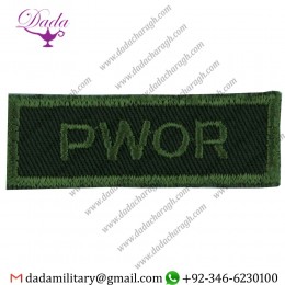PWOR (PRINCESS OF WALES' OWN REGIMENT - CANADA) GREEN ON OLIVE EMBROIDERED NON-BRITISH ARMY SHOULDER TITLE