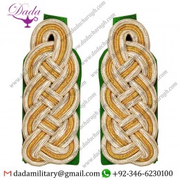 GENERAL GEFLECHT GRÜN BEAIDED SHOULDER BOARDS