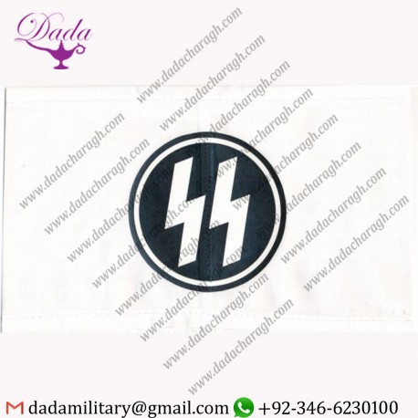 RARE WHITE SS CONCENTRATION CAMP DOCTORS ARMBAND