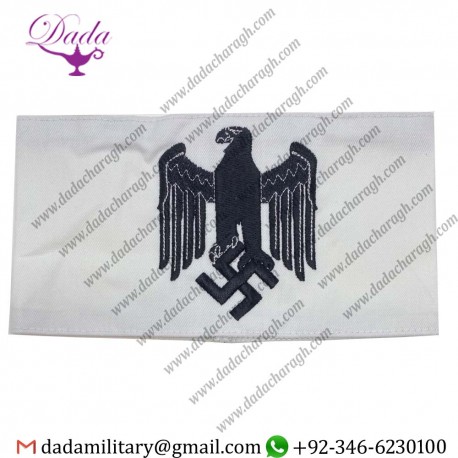 GERMAN ARMY RECRUITING PERSONNEL